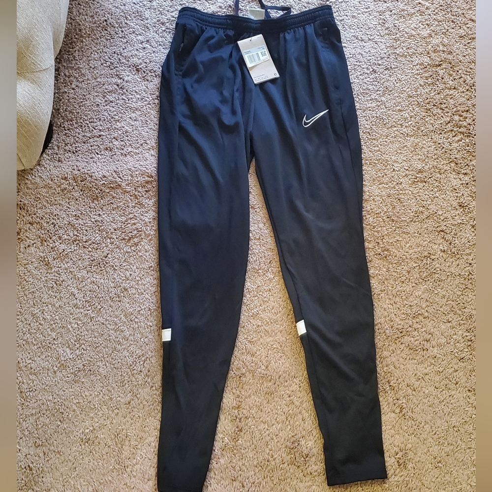 Nike NWT pants